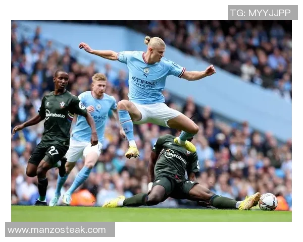 英超激战:拜仁绝杀曼城全场沸腾赛后精彩点评回顾