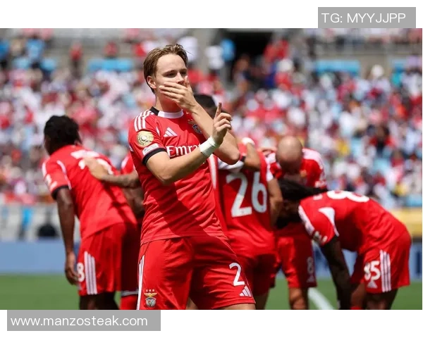 切尔西友谊赛大胜拜仁五球狂潮引发转会市场热议