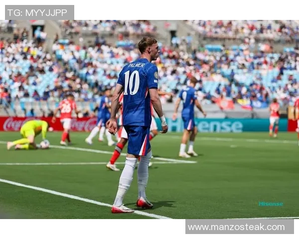 切尔西在欧冠中大胜本菲卡补时进球点燃全场激情与转会传闻