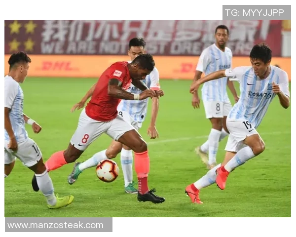 中超热刺与马竞激战成平局意外结果引发全场热烈讨论