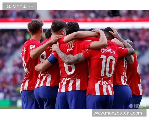 足总杯激战：马竞逆转拜仁引发争议判罚全场沸腾